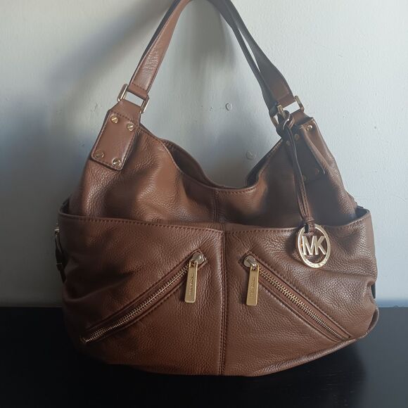 Michael Kors Portland Brown Leather Hobo Bag with Gold Hardware and MK Bag Charm - Picture 1 of 10